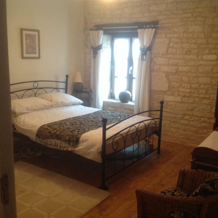 Le Grenier 1 Rue Verte Tusson 16140 France Exteriör bild